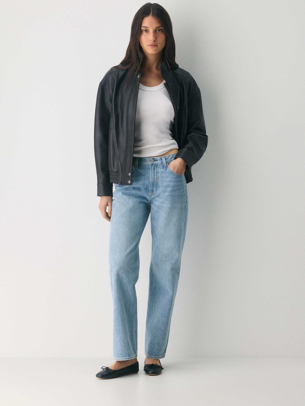 Denim Forum The '90s Iggy Lo-Rise Baggy Jean Straight Leg Medium Wash Aritzia